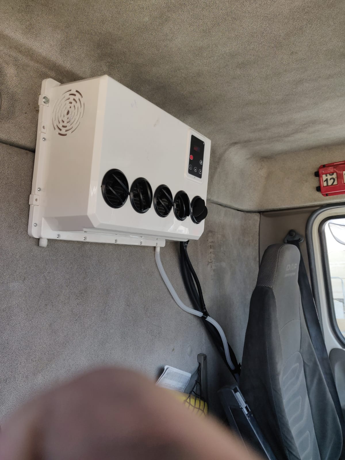 Split Air Conditioner Parking Air Conditioner for Cabin RV