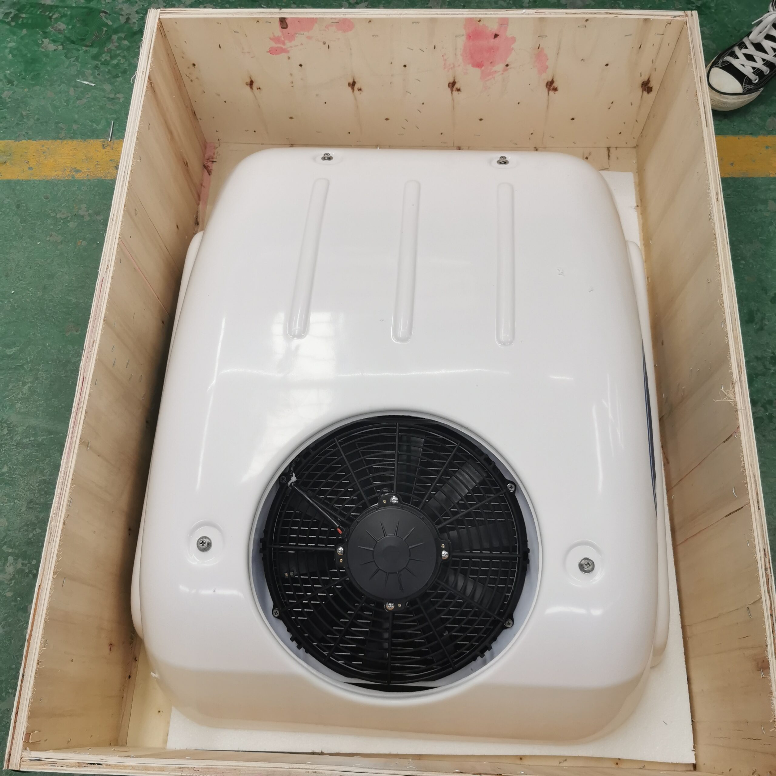 Small Rooftop refrigeration units for vans